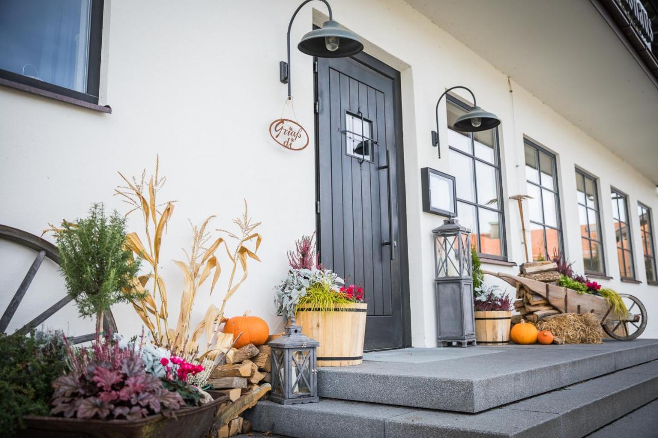 Chiemseer Wirtshaus Chieming Esterno foto
